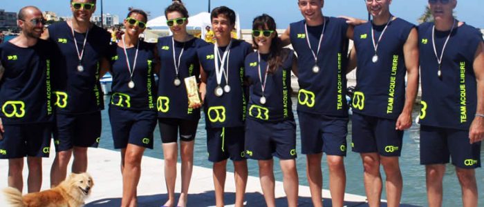 Immagine 2: Otrè Nuoto: conquista l’oro di società al Circuito Salento 2015 - gli atleti della 5 km