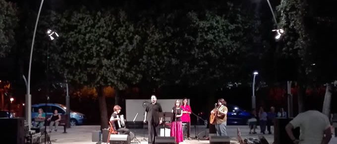 Immagine 2: Quarta edizione della Festa dei Popoli: a piedi scalzi per i migranti