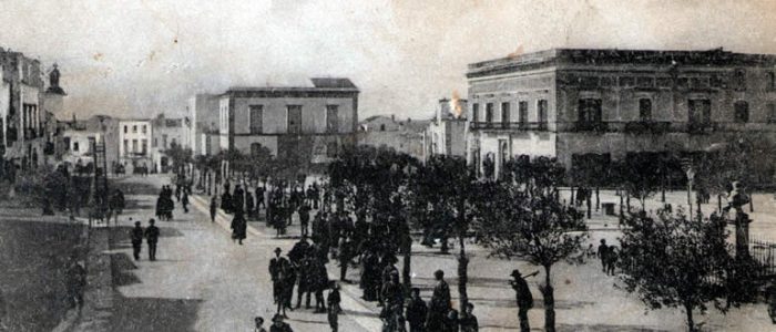 Immagine 2: L'eredità della Grande Guerra: 3° appuntamento di “Settembre in Santa Chiara” - Largo Garibaldi agli inizi del XX secolo