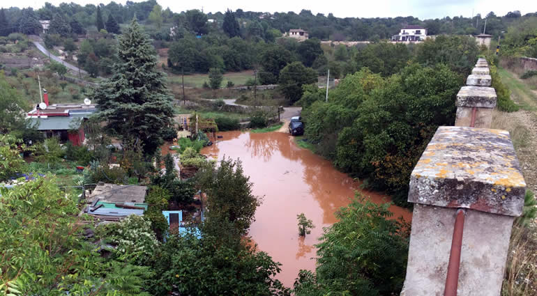 Maltempo: Scuola Cappuccini chiusa, strade e cantine allagate
