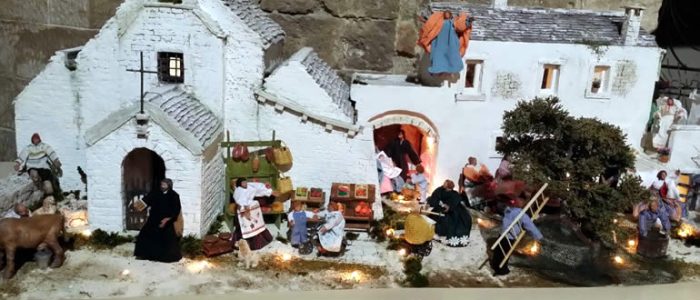 Immagine 2: Il presepe che rappresenta Barsento in mostra alla “SpaccaBari”