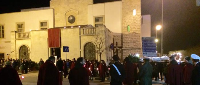 Immagine 3: Conclusi i riti della Settimana Santa