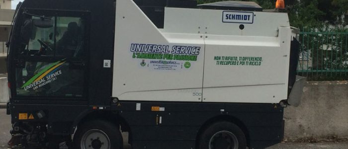 Immagine 3: Raccolta rifiuti alla Universal Service