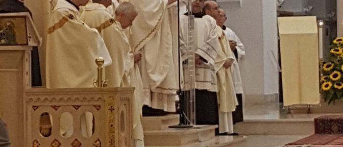 Immagine 2: Mons. Favale: La Scala sia un faro luminoso per il nostro territorio