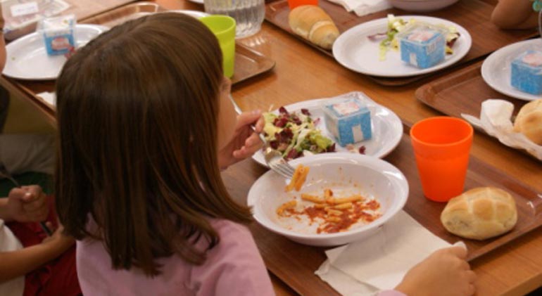 Servizio mensa a scuola dal 17 ottobre
