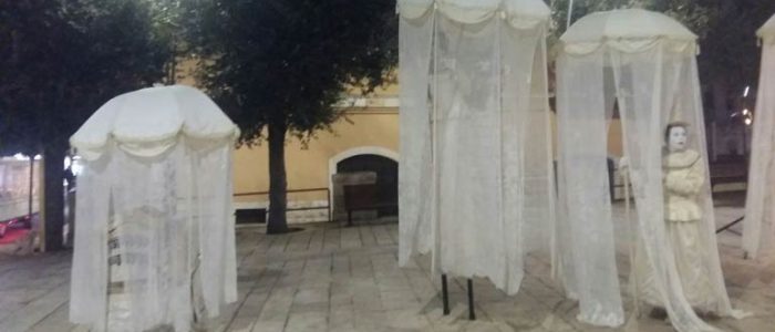 Immagine 2: E' iniziato il Natale