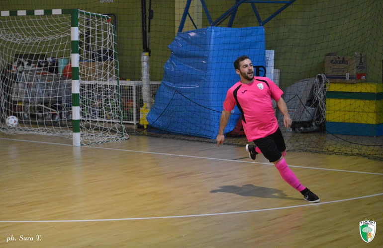 Noci C5, vittoria e bel gioco