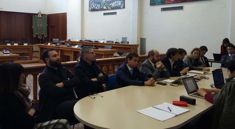 Riportiamo il dialogo politico al rispetto