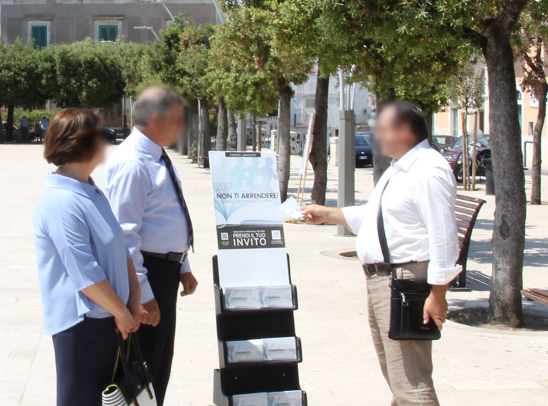 Testimoni di Geova, congresso a Brindisi