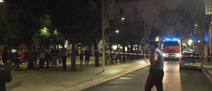 Immagine 2: Cede il condensatore: panico in Piazza Garibaldi