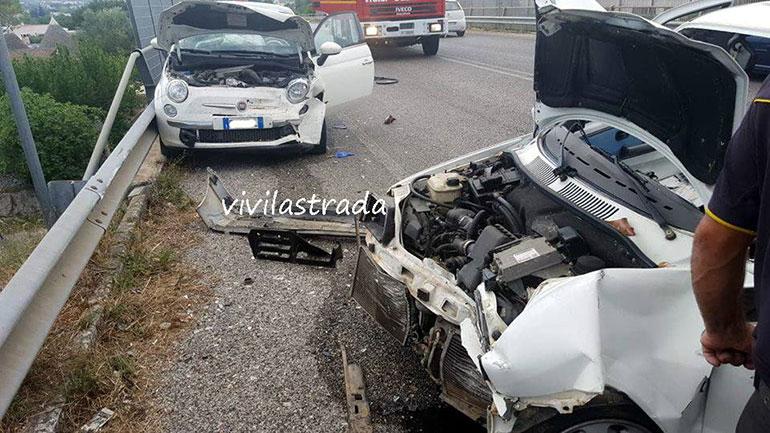 Incidente sulla Noci-Alberobello. Due feriti