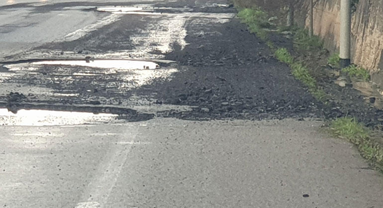 Dissesto strade: Noci Officina Civica scrive a Città Metropolitana e Sindaci