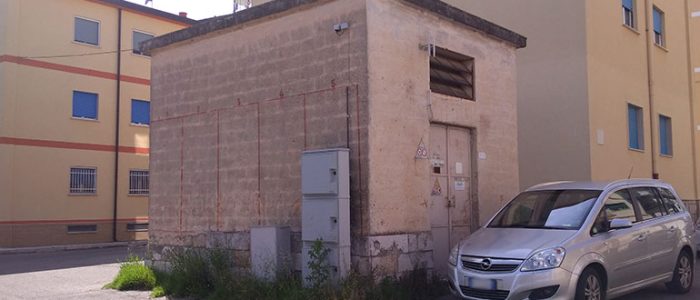 Immagine 3: Viabilità cittadina: erba alta e buche