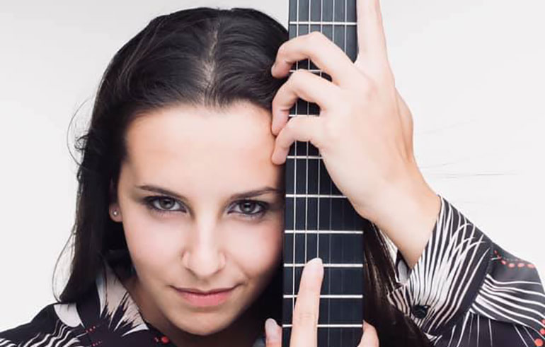 14 luglio: Carlotta Dalia in concerto