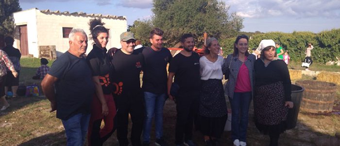 Immagine 2: Nonni e nipoti protagonisti della Festa della vendemmia
