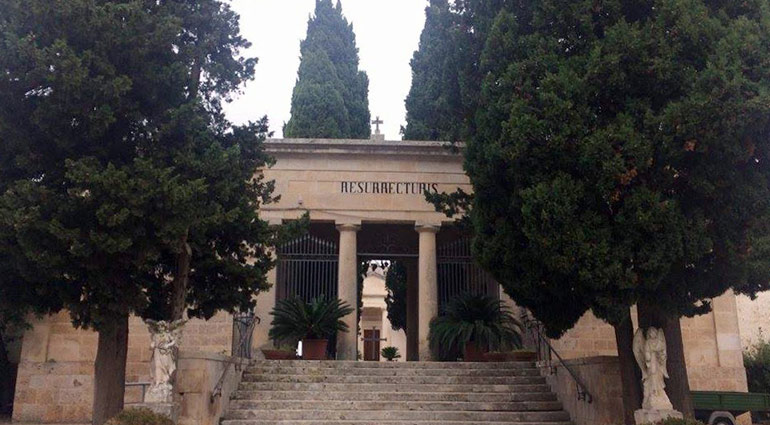 Cimitero comunale, gli orari di apertura per il periodo invernale