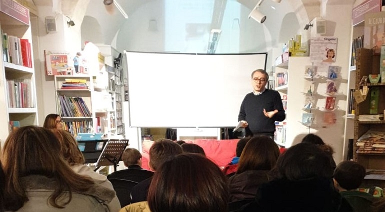 “Per non dimenticare”, bambini al Mondadori Point