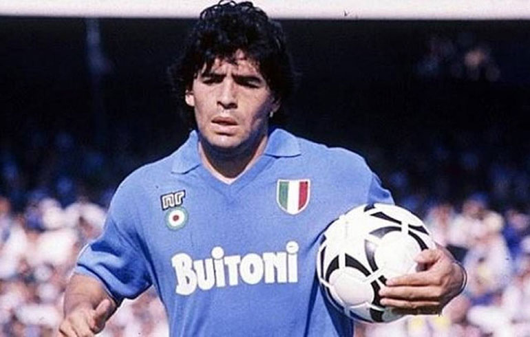 Ho visto Maradona… “e innamorato son”