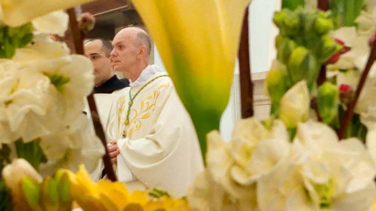 Il mondo ha ancora bisogno del Natale. Forse non lo sa, ma ha ancora bisogno di Dio