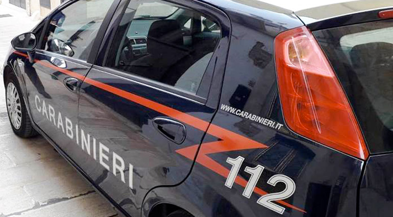 A terra per 4 giorni dopo caduta, anziana salvata dai Carabinieri