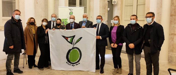 Immagine 2: Noci è "Città dell’Olio"