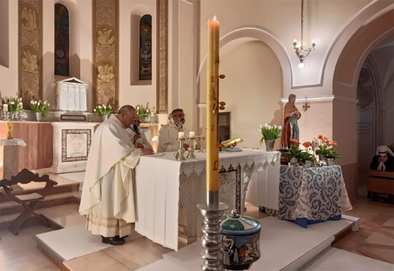 Il SS. Nome di Gesù accoglie la Reliquia di Santa Bernadette