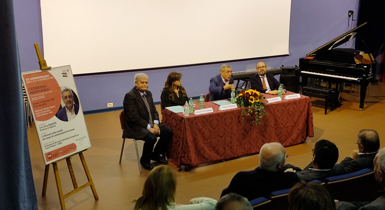 L’UTEN inaugura il nuovo anno accademico con il direttore Magistà