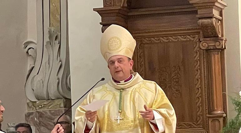 MONS. GIOVANNI INTINI SI INSEDIA NELLA DIOCESI DI ‘BRINDISI-OSTUNI’