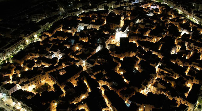 CHIOSTRI e INCHIOSTRI. Stasera il via al Festival di mezza estate