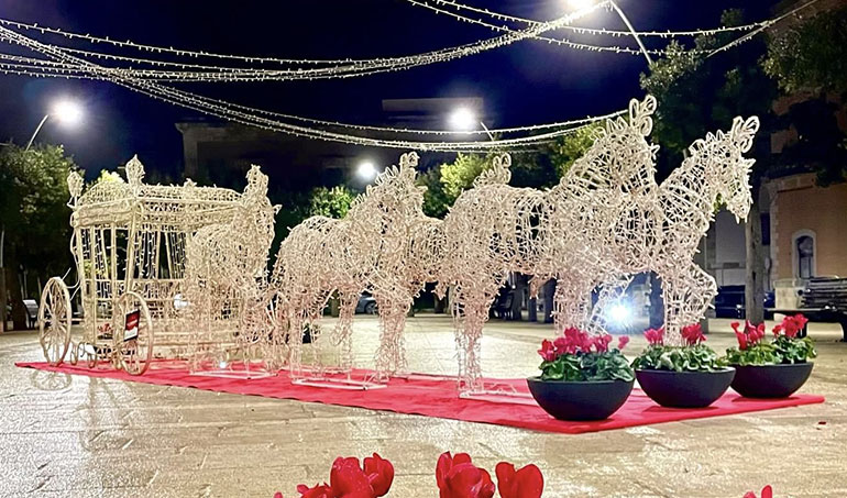 8 dicembre: l’accensione delle gigantesche luminarie
