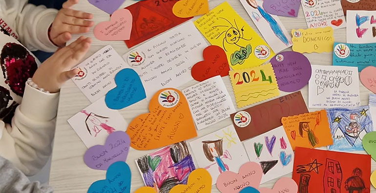 Gli auguri di buon anno dell’associazione Girandoliamo Insieme