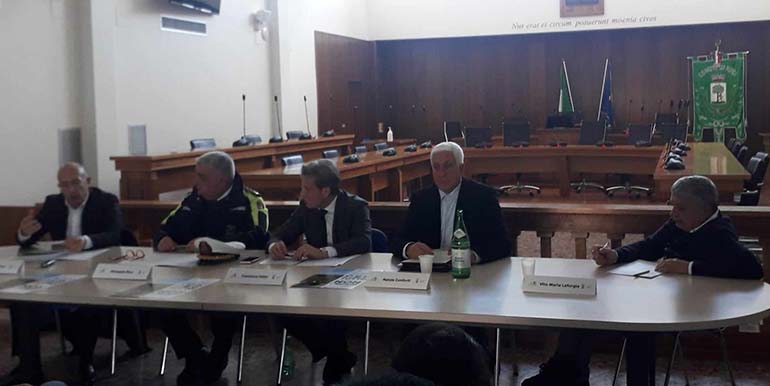 Presentata la campagna contro l’abbandono dei rifiuti