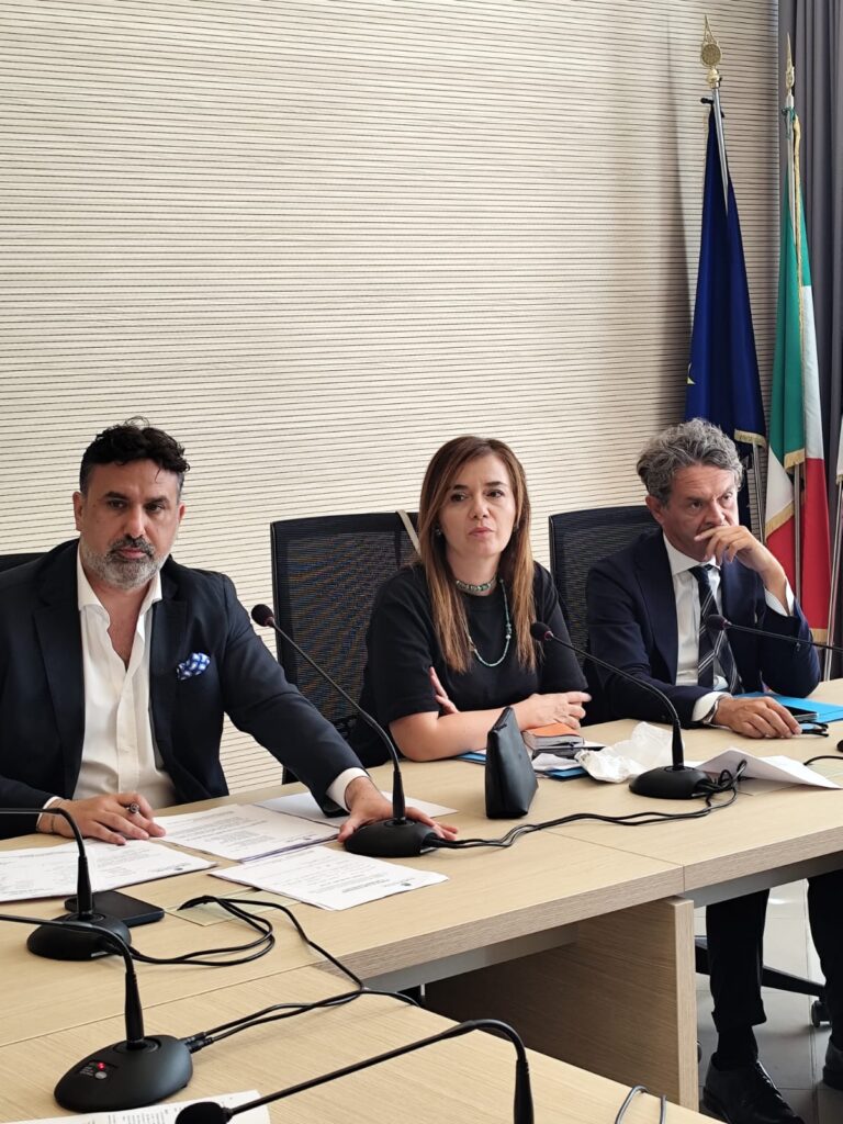 Regione, approvato il regolamento per i contributi per l’acquisto di parrucche