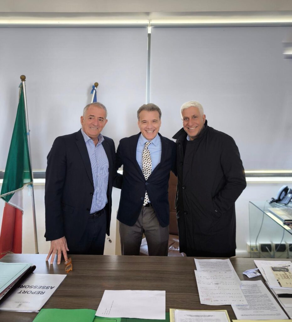 Staffetta in giunta: Conforti si dimette, entra Fusillo