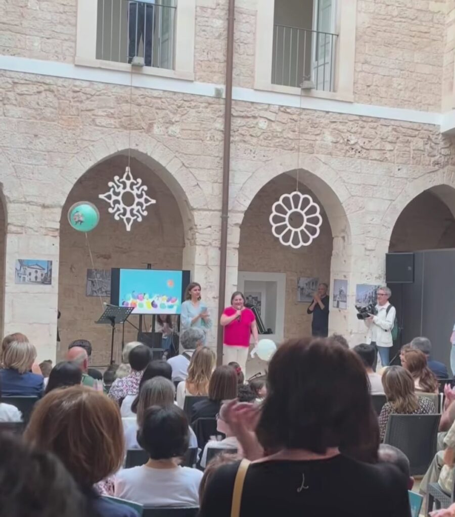 Presentato il libro “La famiglia Palloncini”